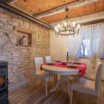 Rustic Istrian House Varesco Nyaraló *