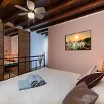 Rustic Istrian House Varesco Nyaraló *