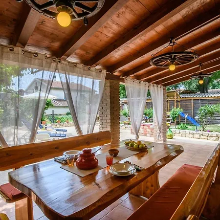 Rustic Istrian House Varesco Σπίτι διακοπών Krnica