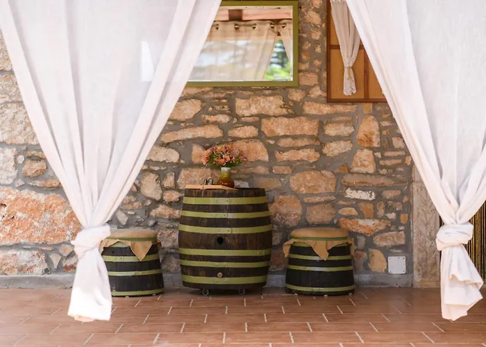 Feriehus Rustic Istrian House Varesco Krnica