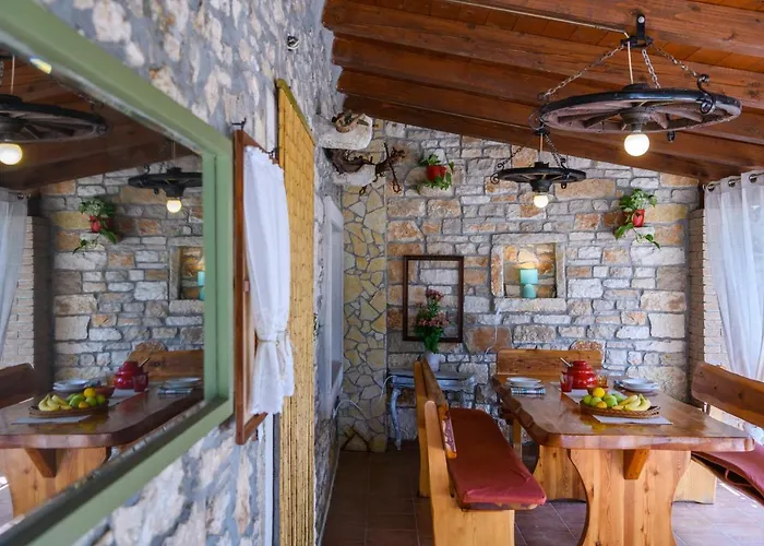 Rustic Istrian House Varesco Feriehus