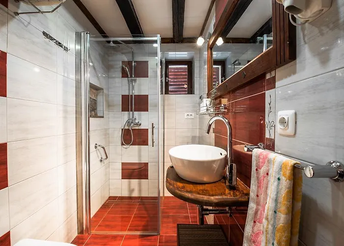 Rustic Istrian House Varesco Feriehus
