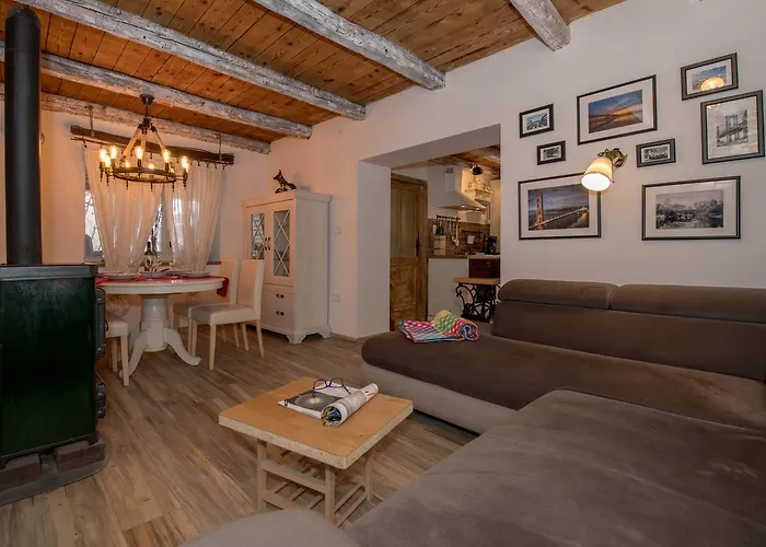 Feriehus Rustic Istrian House Varesco