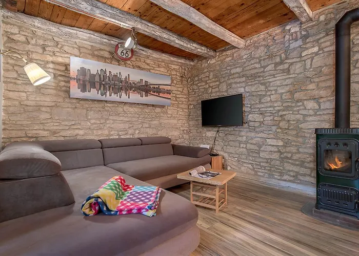 Rustic Istrian House Varesco Krnica
