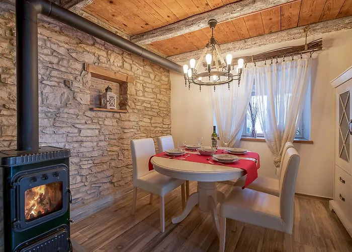 Rustic Istrian House Varesco Feriehus *