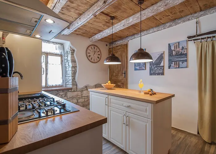 Rustic Istrian House Varesco Krnica