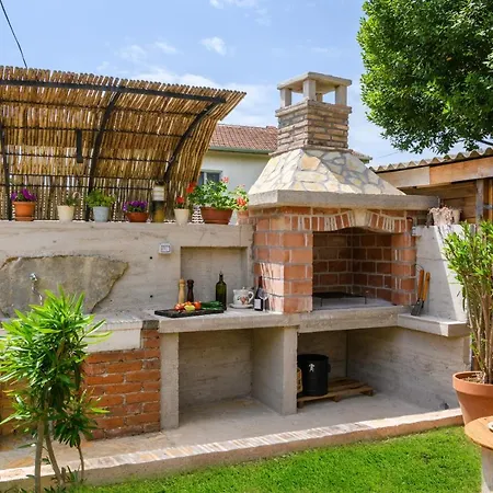 Rustic Istrian House Varesco קרניצה