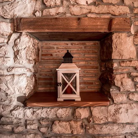 בית נופש Rustic Istrian House Varesco *