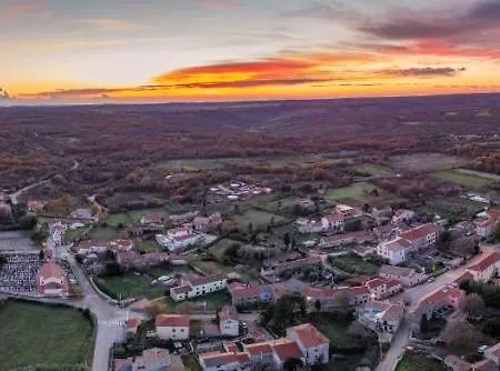 Rustic Istrian House Varesco *