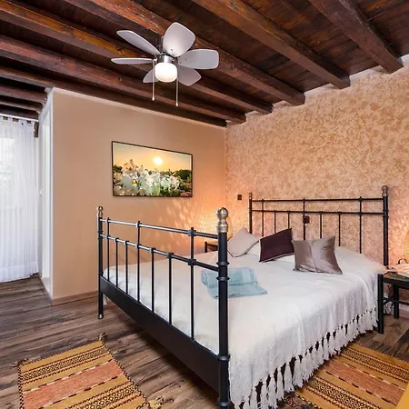 Rustic Istrian House Varesco קרניצה